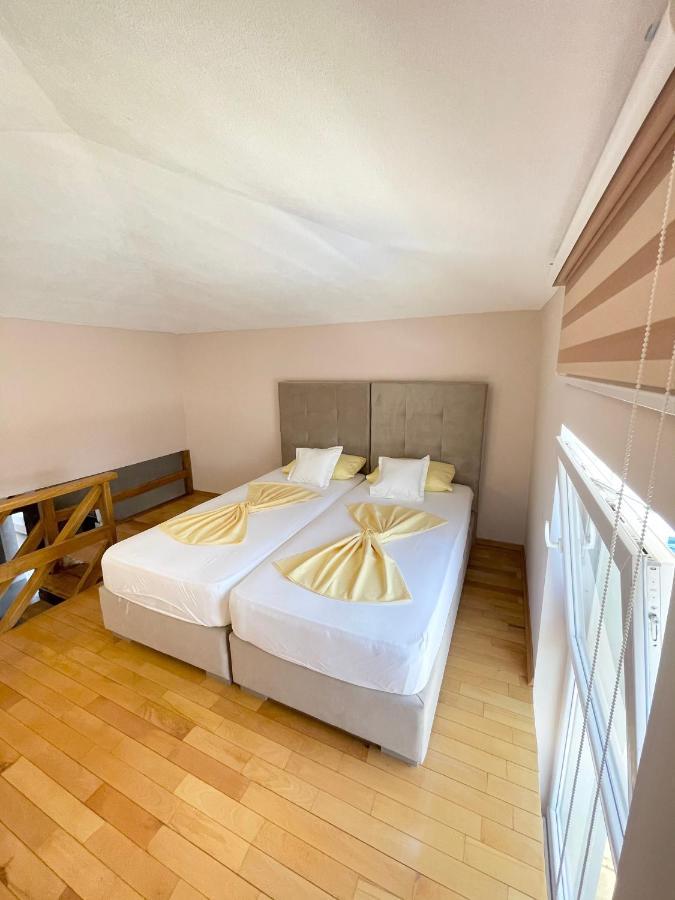 Apartments Harris อุลซิน ภายนอก รูปภาพ