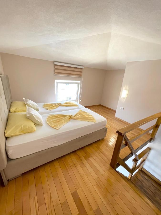Apartments Harris อุลซิน ภายนอก รูปภาพ