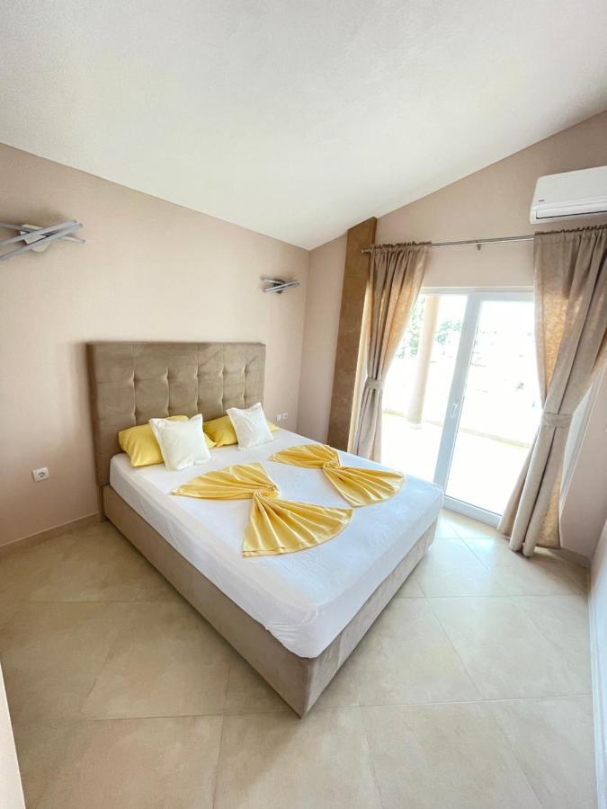 Apartments Harris อุลซิน ภายนอก รูปภาพ