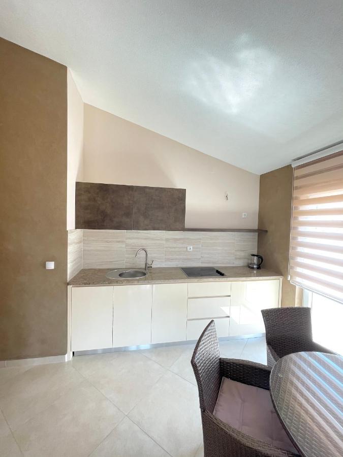 Apartments Harris อุลซิน ภายนอก รูปภาพ
