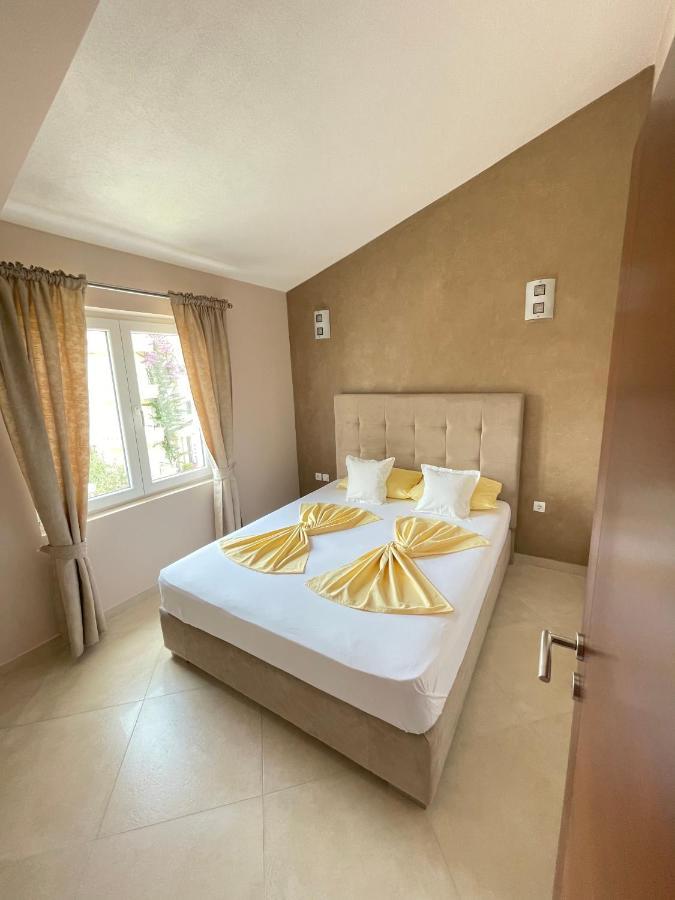 Apartments Harris อุลซิน ภายนอก รูปภาพ