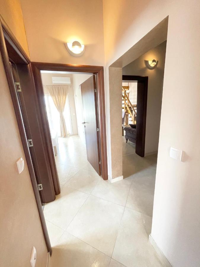 Apartments Harris อุลซิน ภายนอก รูปภาพ