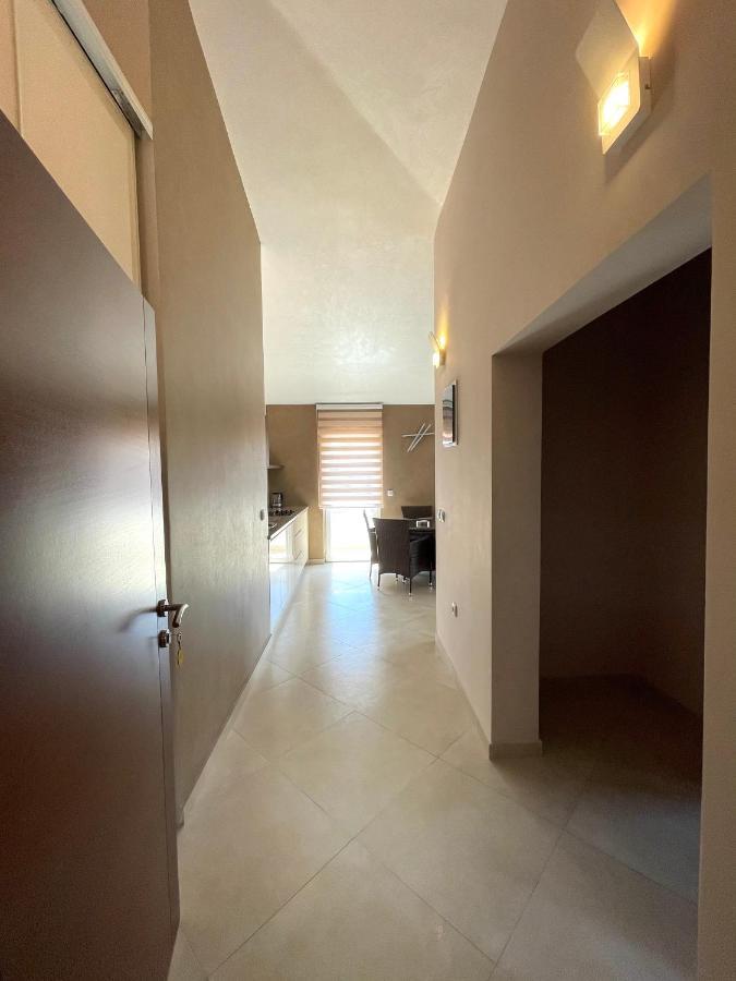 Apartments Harris อุลซิน ภายนอก รูปภาพ