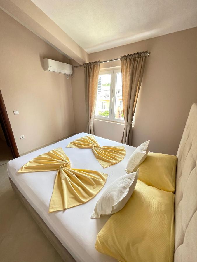 Apartments Harris อุลซิน ภายนอก รูปภาพ